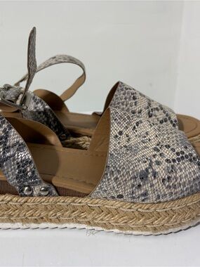 Snake-Print Espadrille Wedge Sandals - Beige